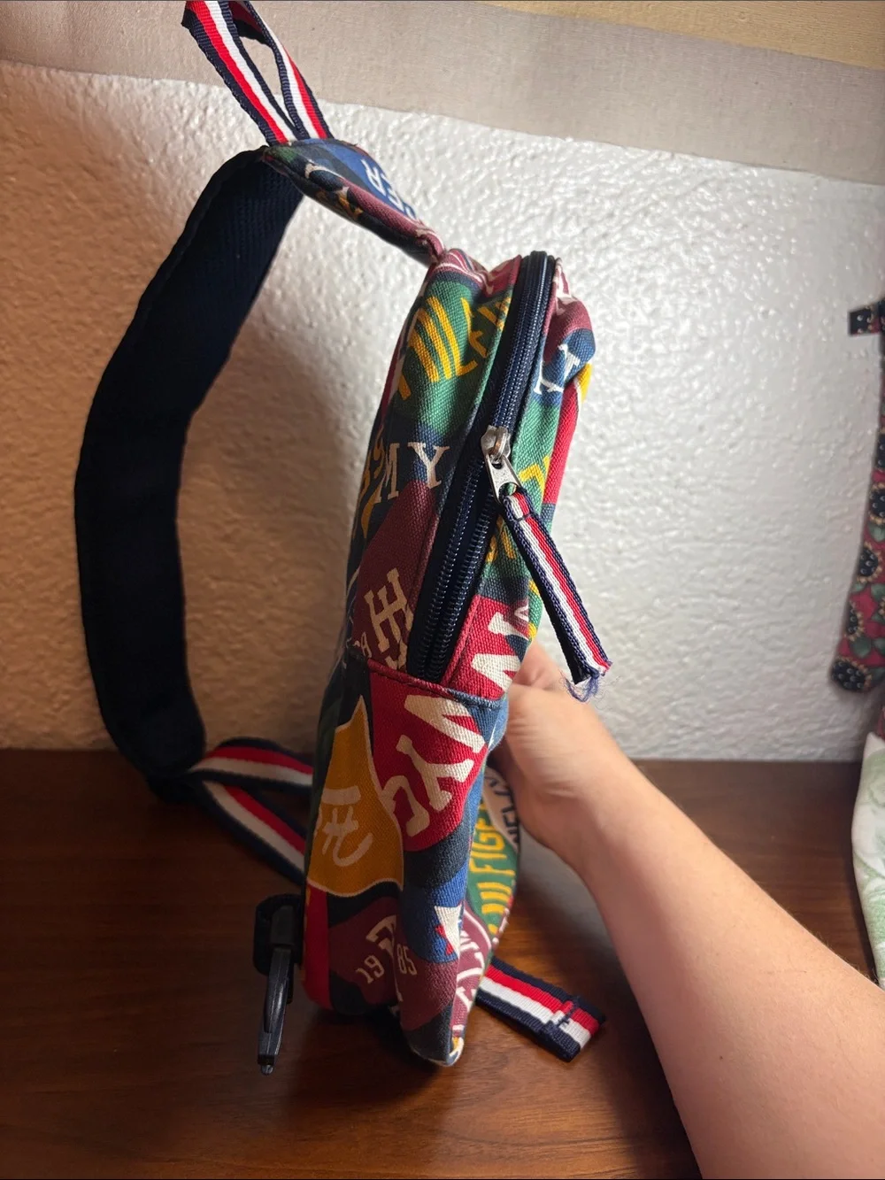 Vintage 1985 Tommy Hilfiger NYC Pennant-Print Sling Backpack